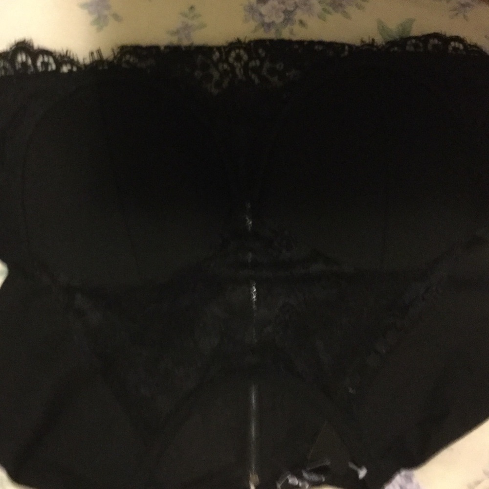 Bebe - Picture 4 of 4